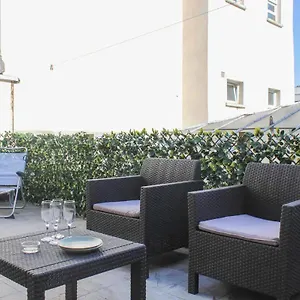 Luxueux Avec Terrasse Vue Sur Tout - Opera - Grands Boulevards - Republique - Musee Grevin - 6 Personnes , Paris France
